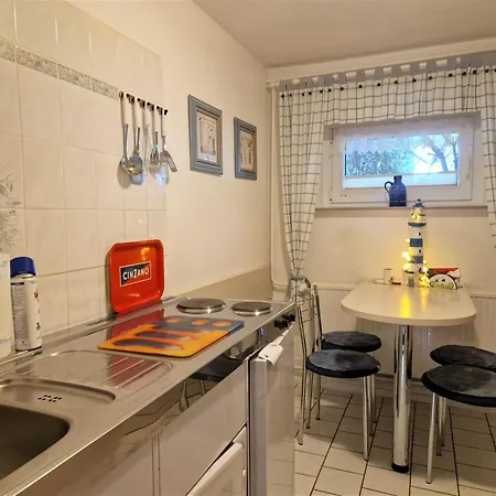 Apartment Ahlbeck, Ferienobjekt Apfel-blume-veilchen