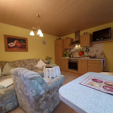 Apartment Ahlbeck, Ferienobjekt Apfel-blume-veilchen