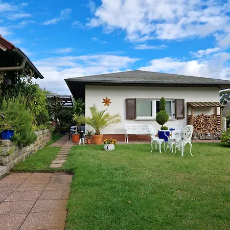 Ahlbeck - Ferienobjekt Apfel-blume-veilchen Apartment *
