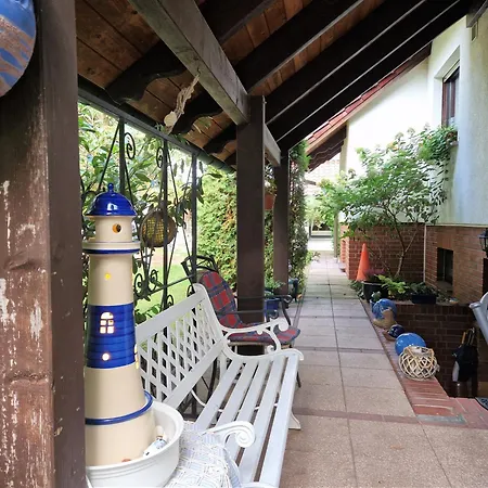 Apartment Ahlbeck, Ferienobjekt Apfel-blume-veilchen